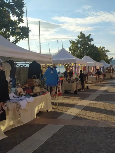 shopping sul lago di garda,mercati settimanali,cantine e oleifici,supermercati e alimentari,museo dell'olio,lidl